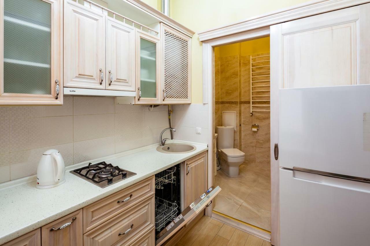 Romari Проспект Свободи 31 Lviv Eksteriør bilde